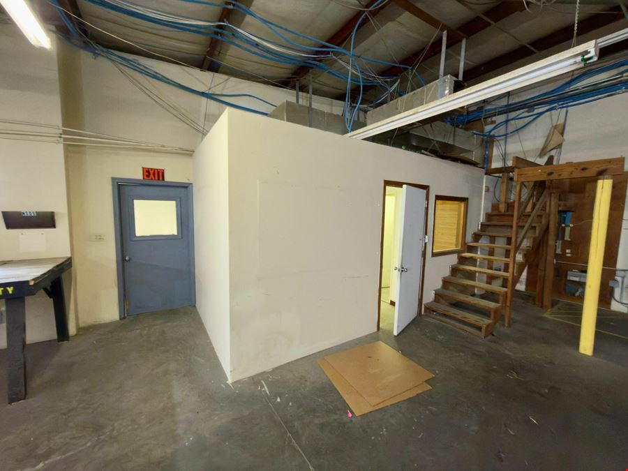 10,168 SF Warehouse / Office Space