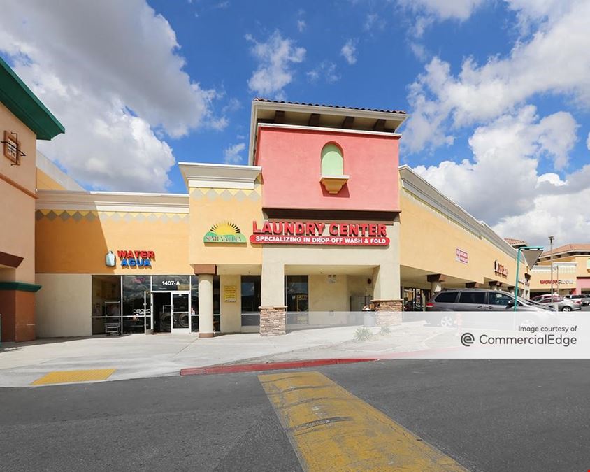 Simi Valley Plaza