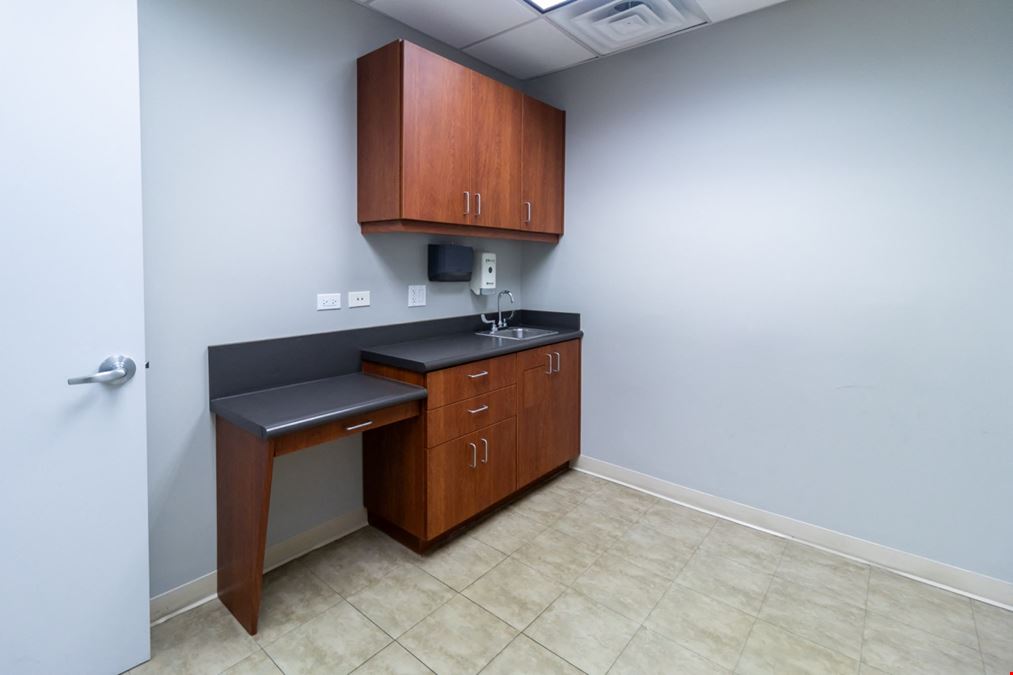 Medical Office Space For Lease | Lincoln Park