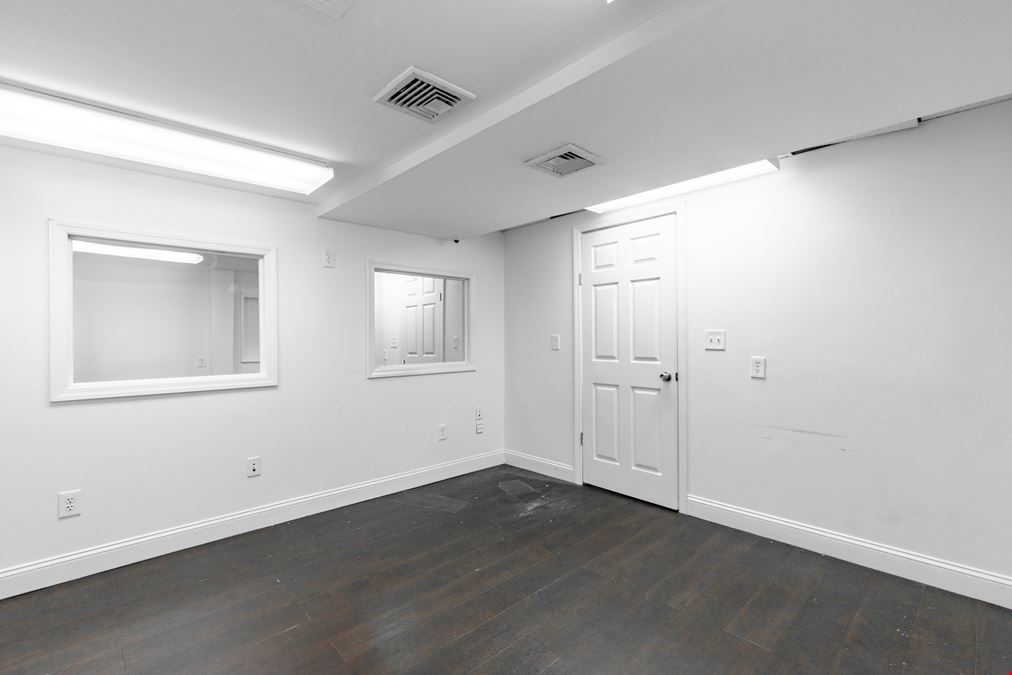 221-223 Park Avenue