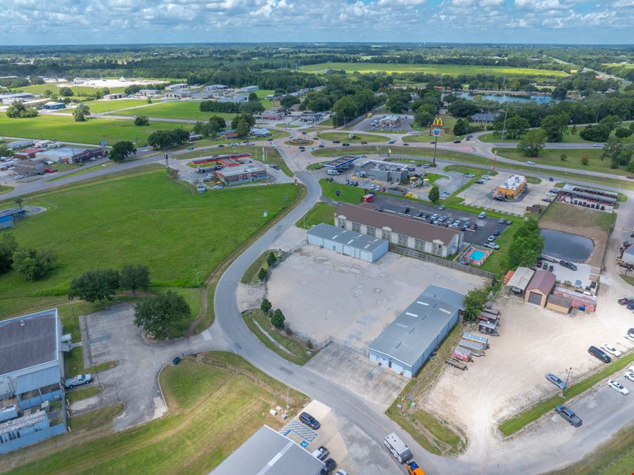 ±8,000 SF Industrial Facility on ±1.2 Acres