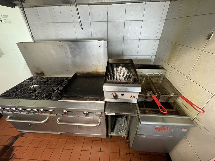 33080-33196 Groesbeck Hwy