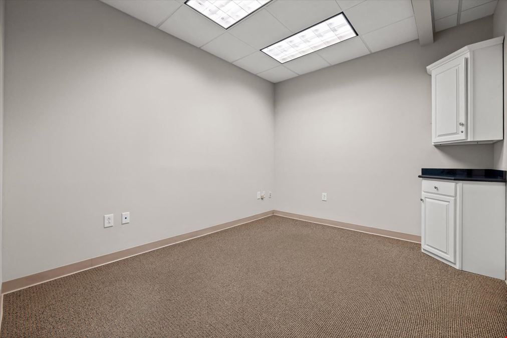 East Brainerd Office Suite 7 Private Offices 