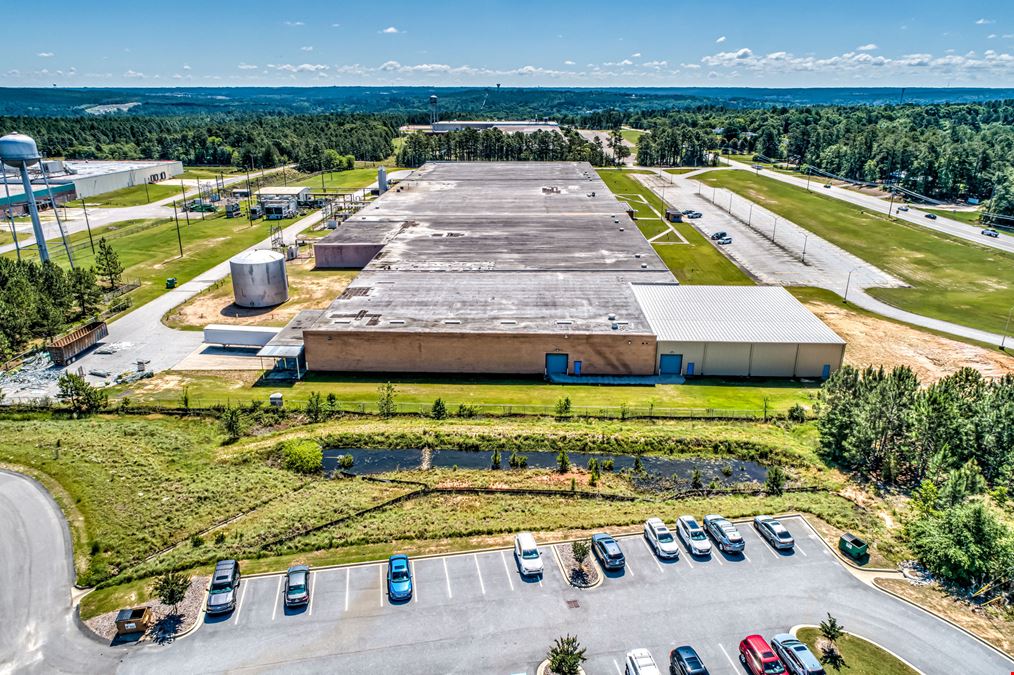 334,105 SqFt Industrial building | 2 Spaces available for Lease