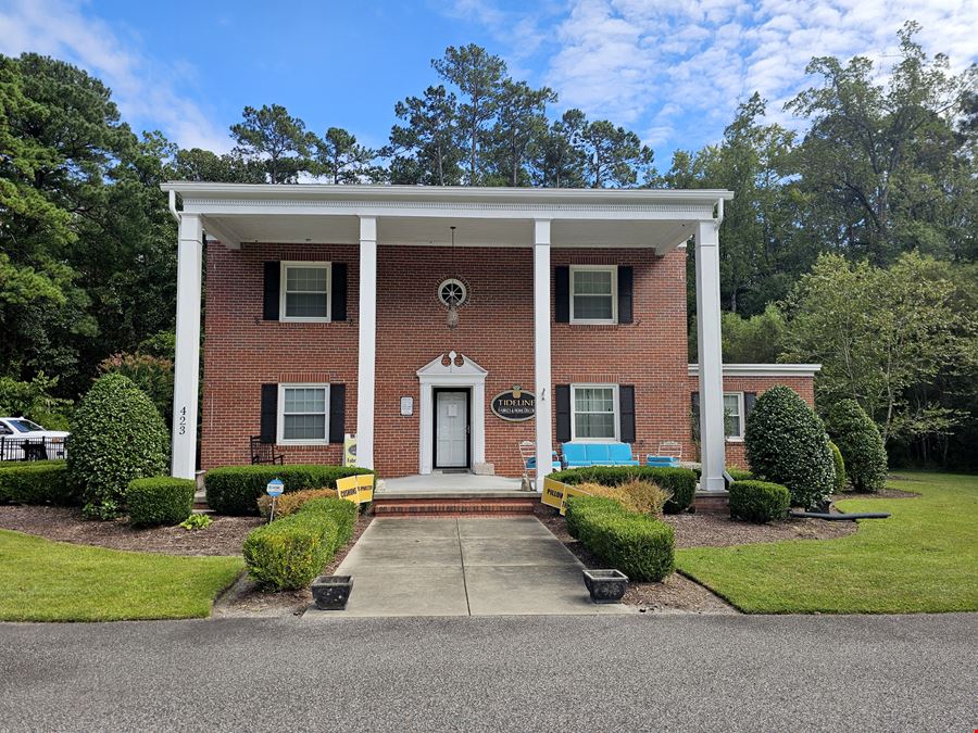 423 Village Road Southwest