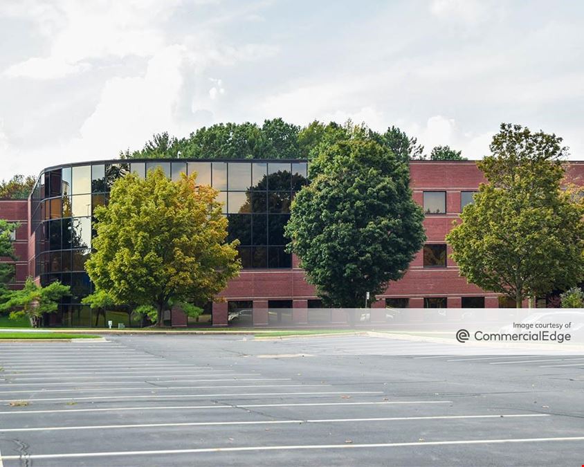 1 Financial Pkwy