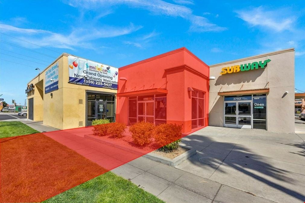 ±2,282 - ±22,557 SF Shopping Center Spaces in Fresno