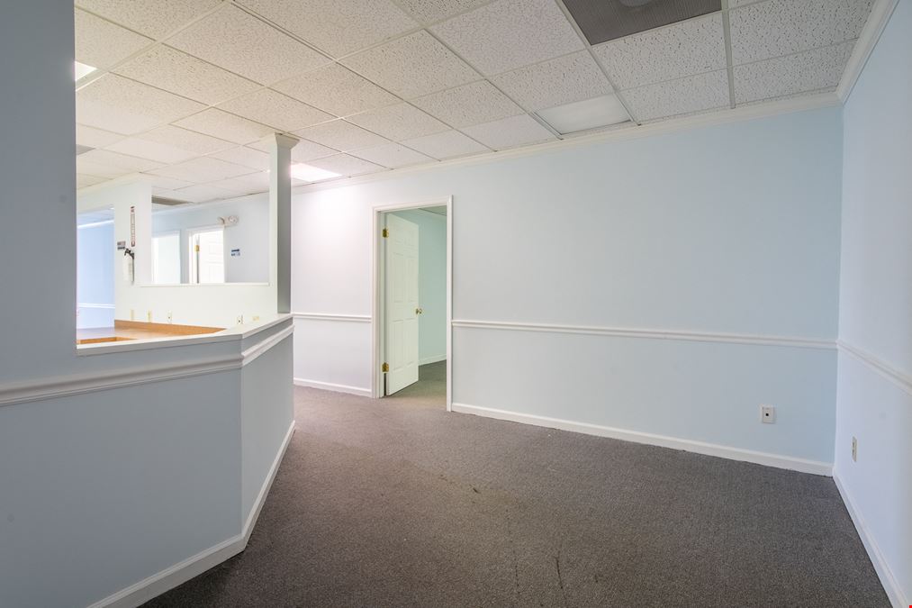 Great Downtown Office on East Bay Parking Available