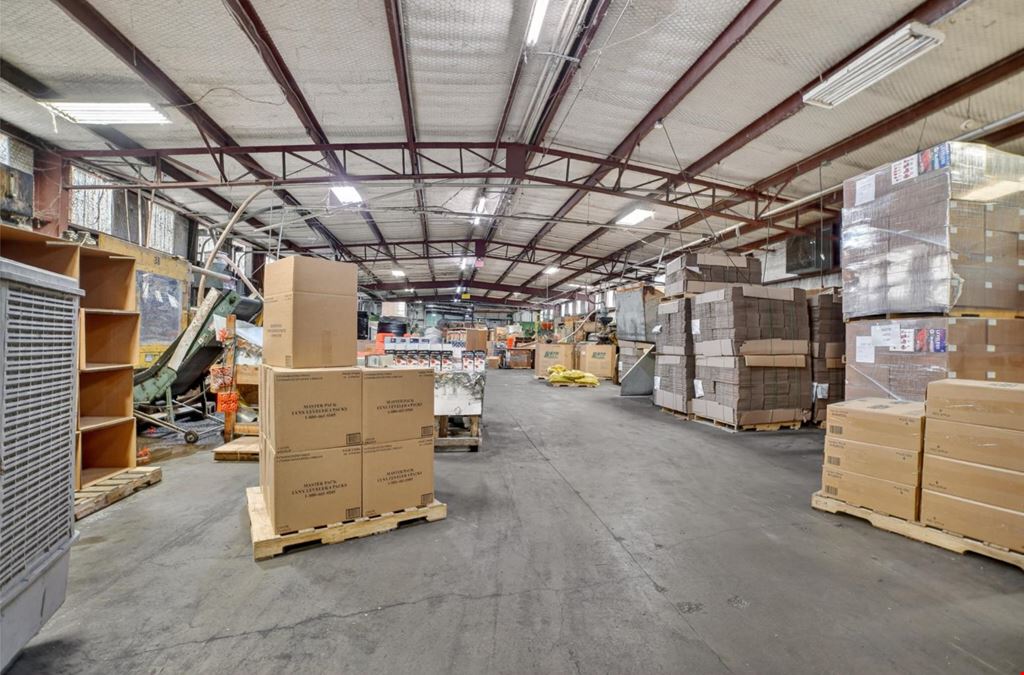 1121-1201 Industrial Dr