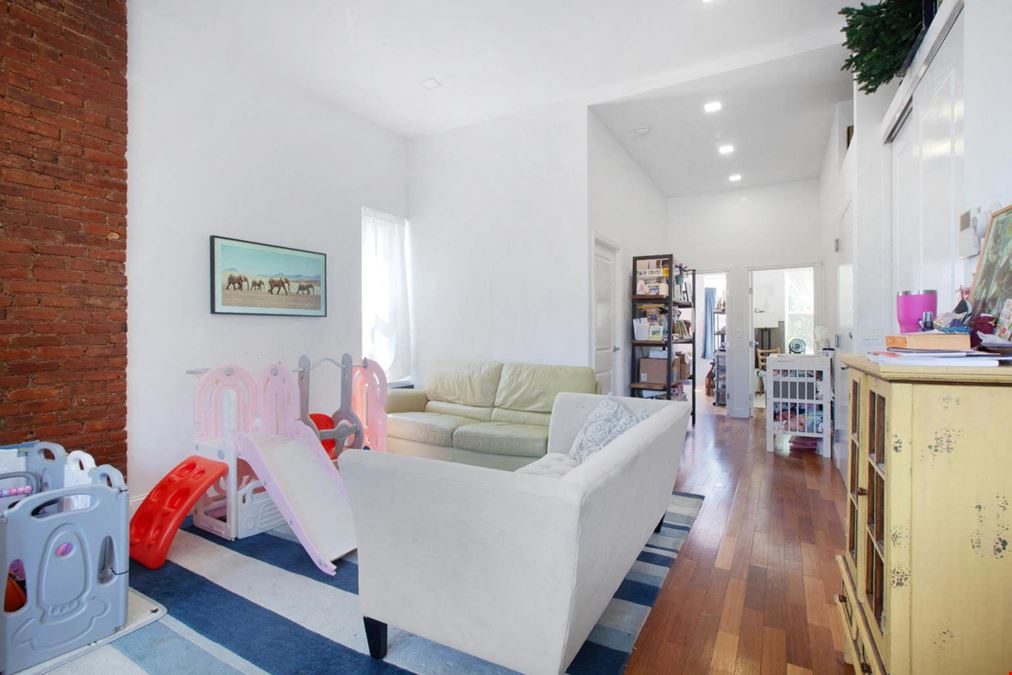 36-26 11th St