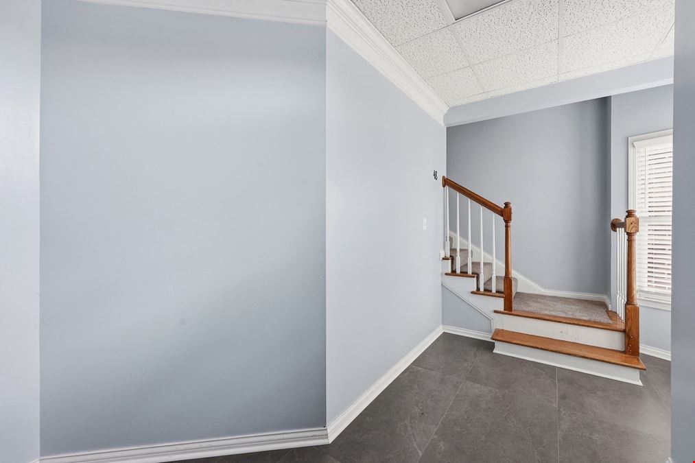 Darby Creek Office Suite For Lease