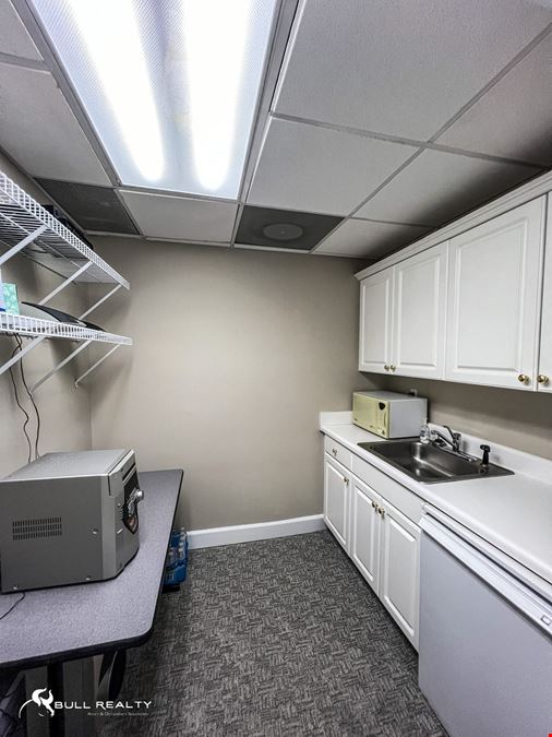 Office Condo in East Cobb | ± 1,593 SF