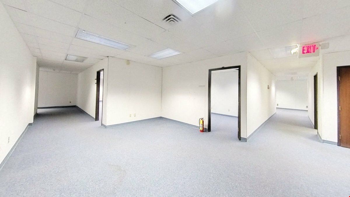 I-96 Business Corridor Office Space