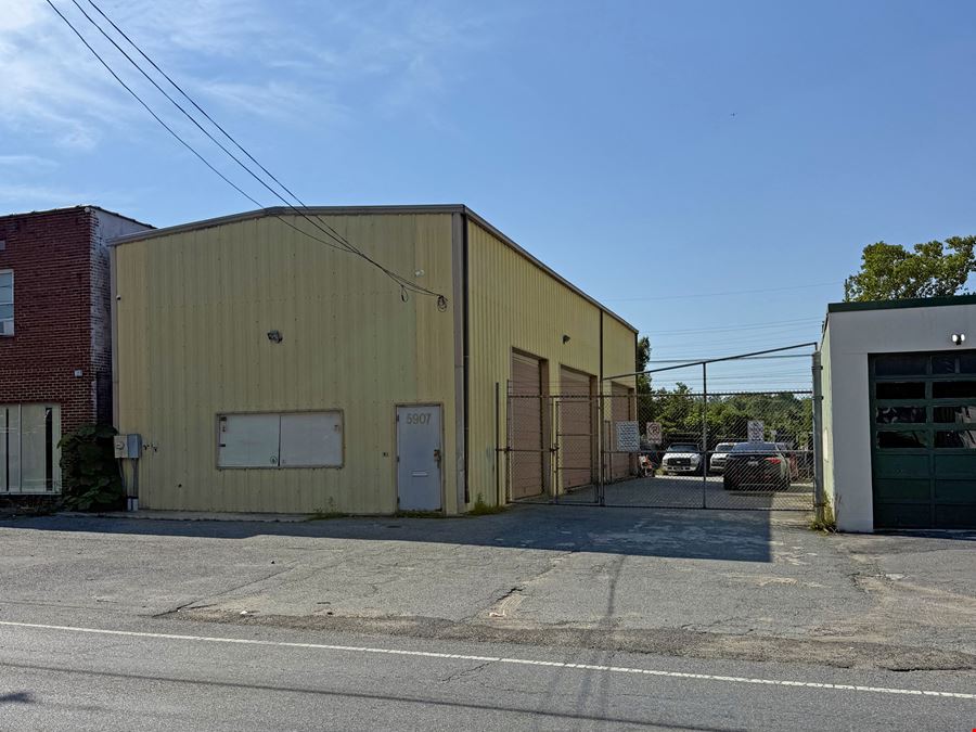 5907 Arbor St and Wayne St