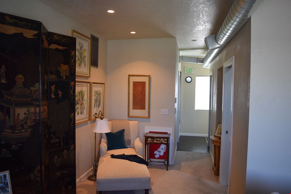 3,654 SF Flex/Office or possible live/work