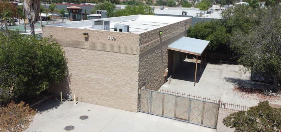 Preview of Industrial space for Rent at 3175 Kluk Ln