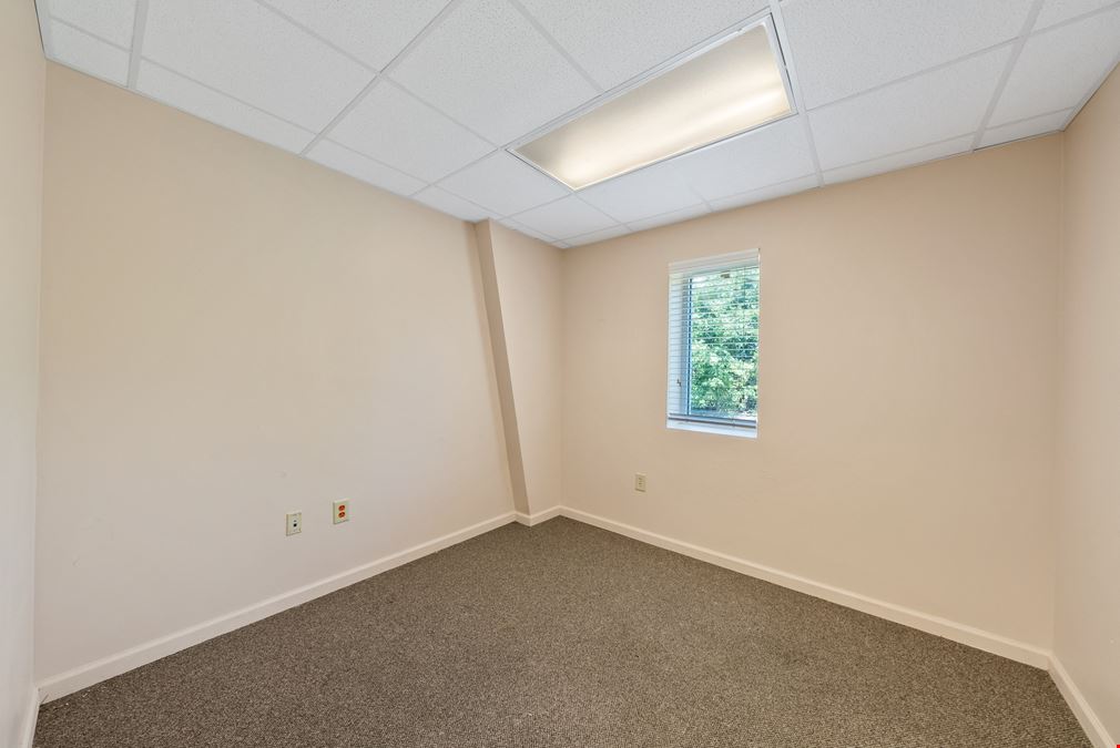 16,000 SF Former Government Office Building - Tyndall Parkway