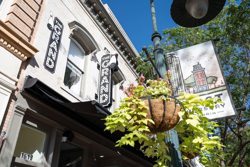 1621 Main St