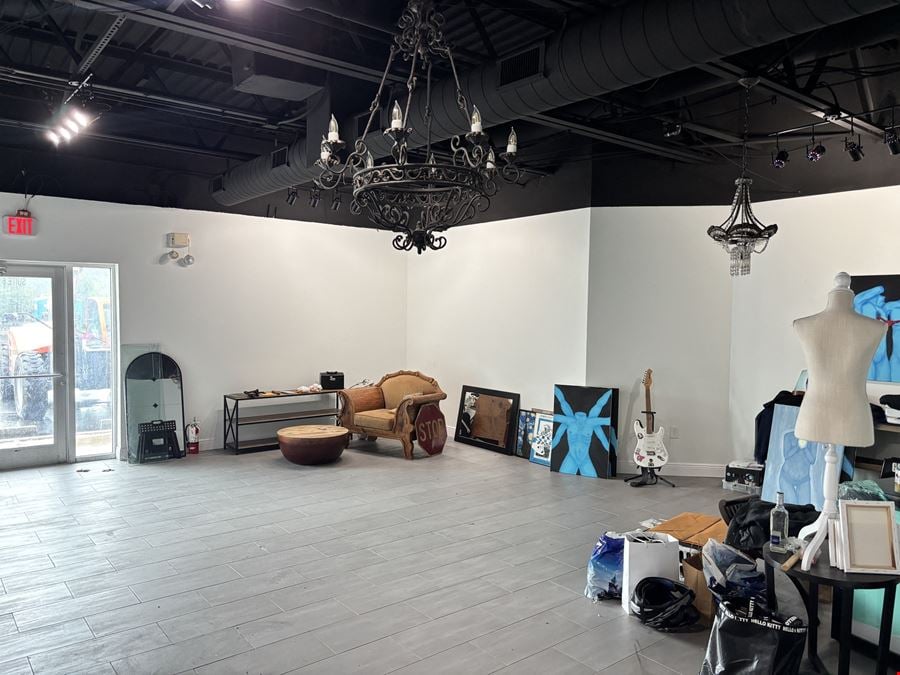 636 SF of Prime Retail Space