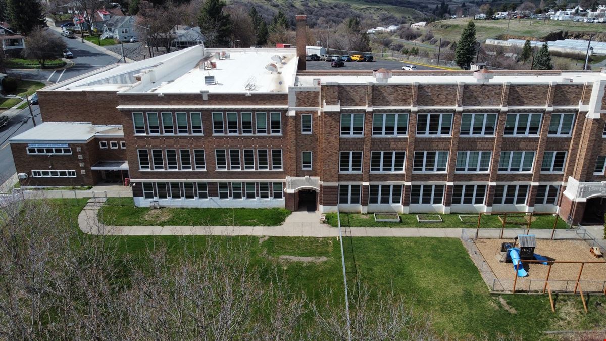 Gladish Community Center