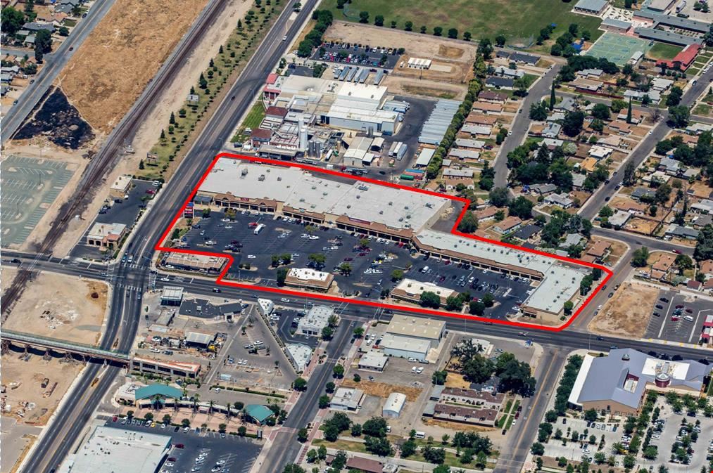 Prime Cross Avenue Heritage Plaza Spaces Available