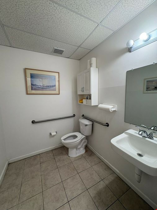Renovated 2,600 RSF Office Space | Plantation, FL