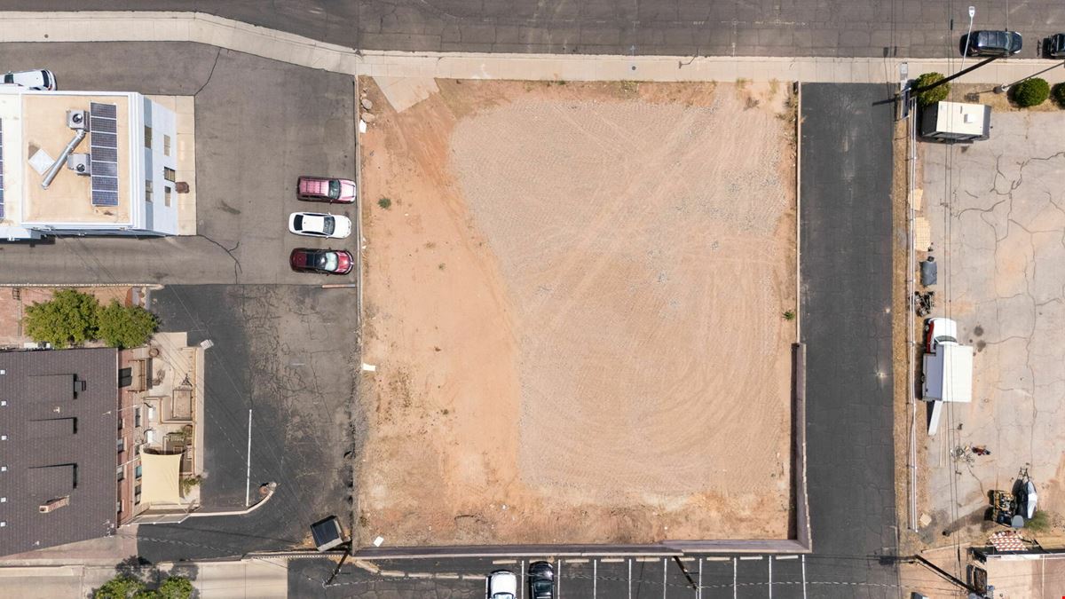 0.29ac lot near St. George Blvd
