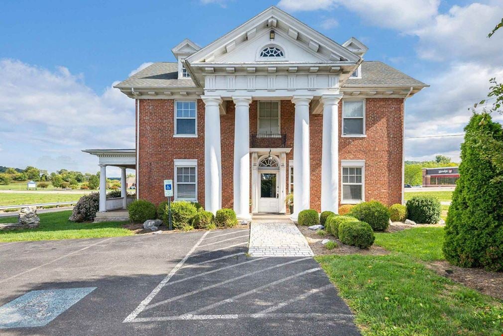 HISTORIC OFFICE BUILDING IN HIGH TRAFFIC LOCATION