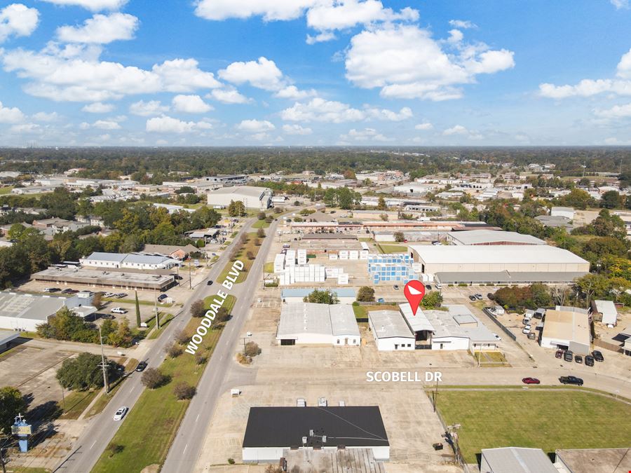 Office / Warehouse With Canopy Near Airline Hwy