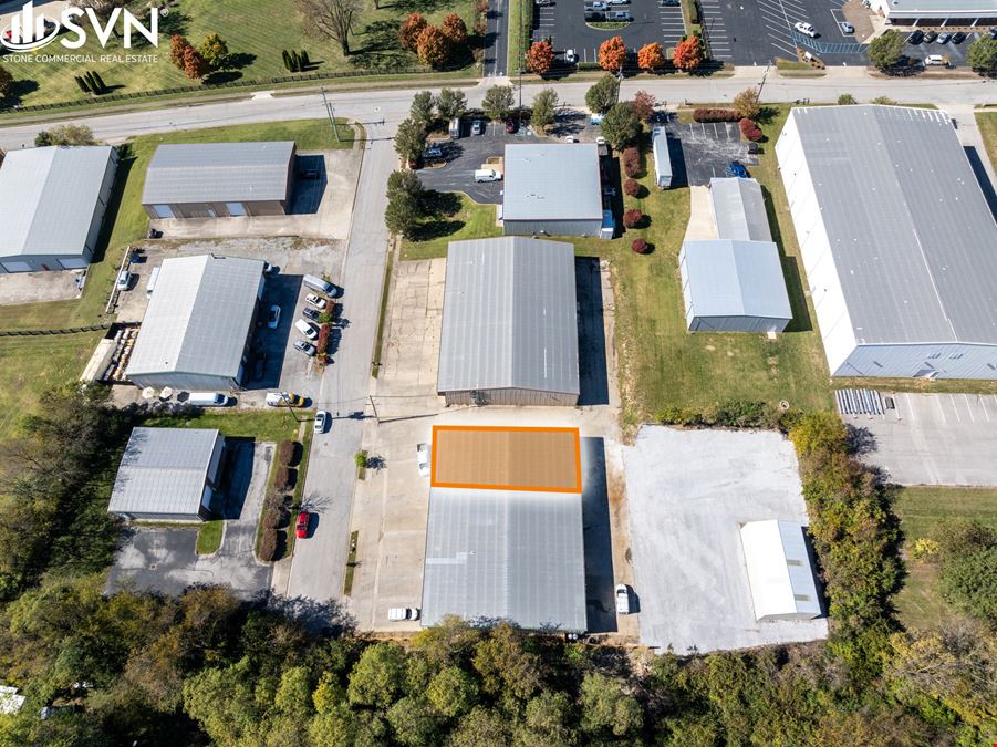 3,300 SF Nicholasville Warehouse for Lease