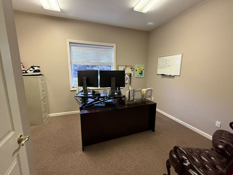 Wall Springs Executive Center, Units A & B