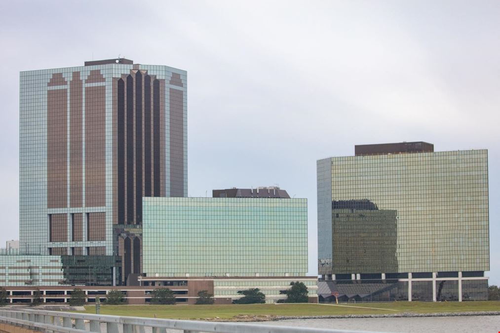 Two Lakeway