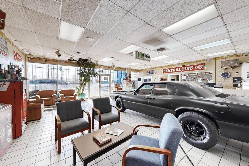 OWNER FINANCING AUTO WAREHOUSE WITH FF&E INCLUDED
