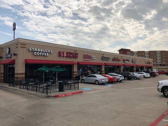 Preview of Retail space for Rent at 2525 Richmond Rd