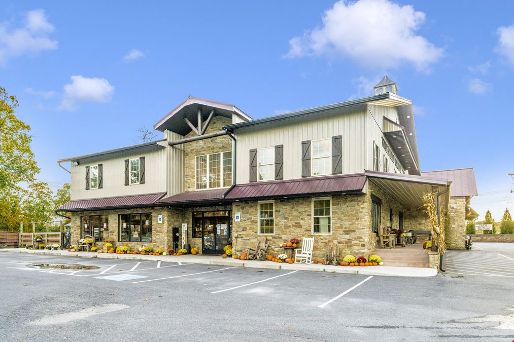 Widespread Country Market & The Bullpen Restaurant