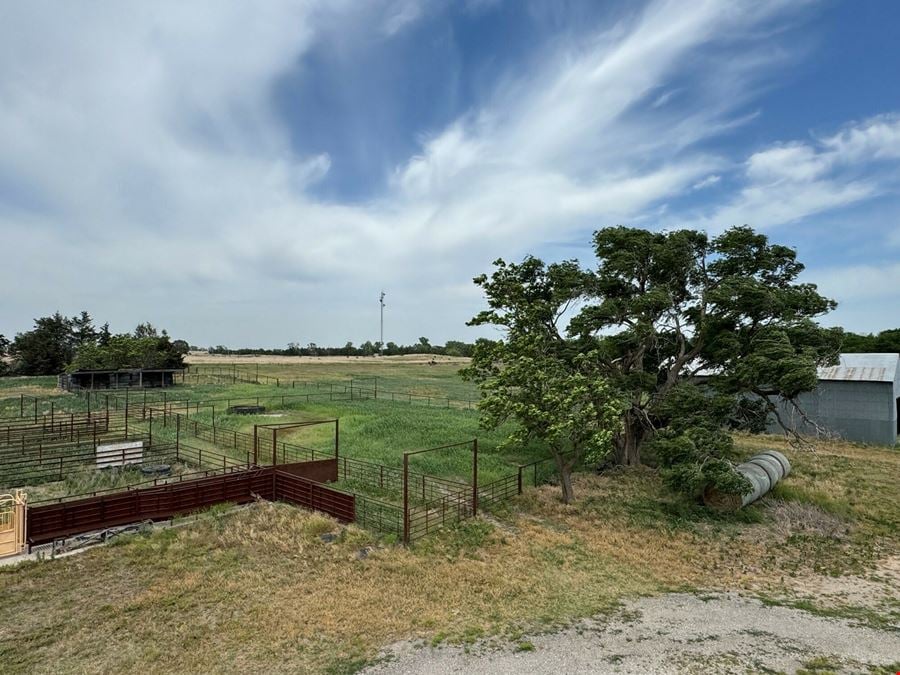 RURAL PROPERTY ON 76± ACRES