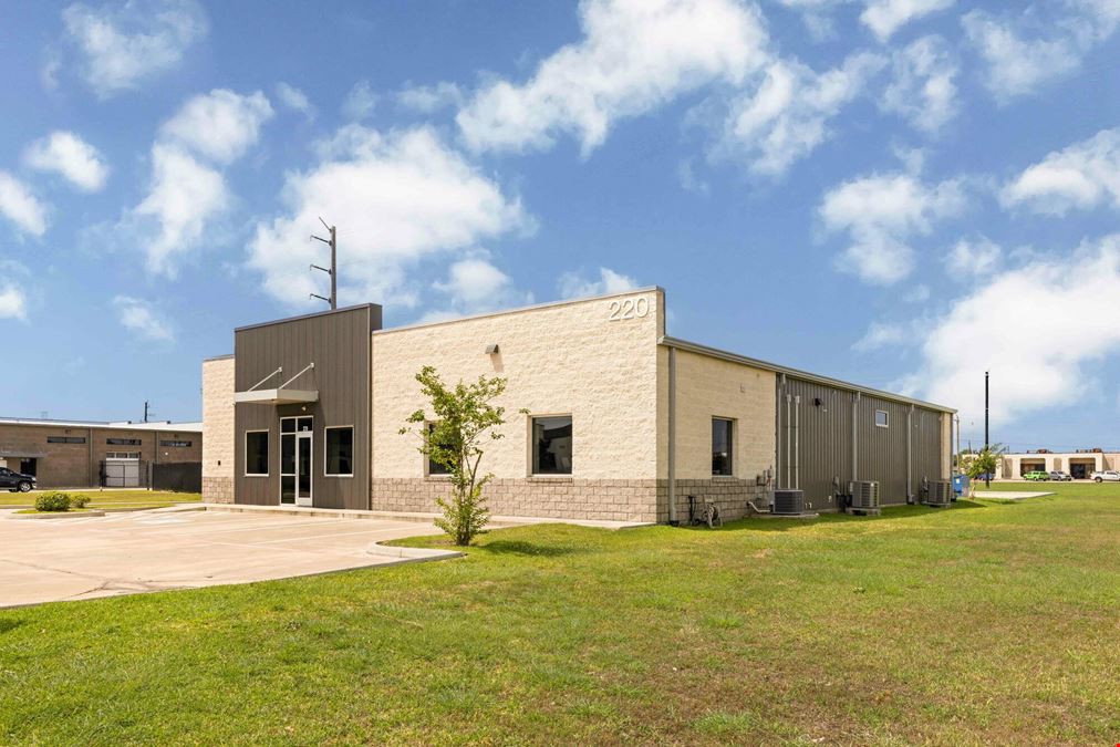 220 Ibis St
