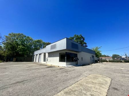 Preview of Commercial space for Rent at 668 S. Oates Street