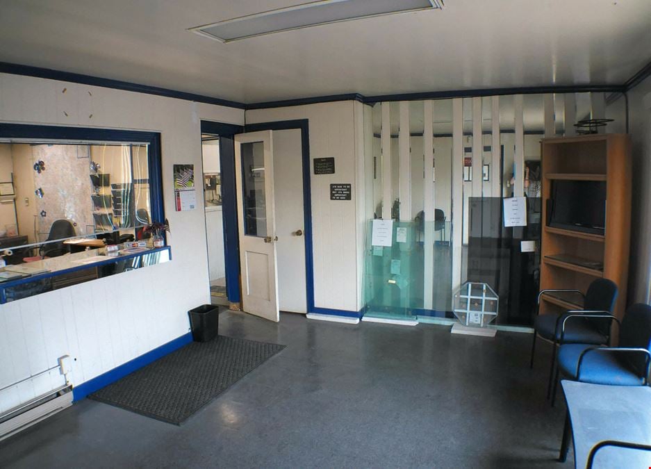 6,379 SF Owner Occupant/Flex Building