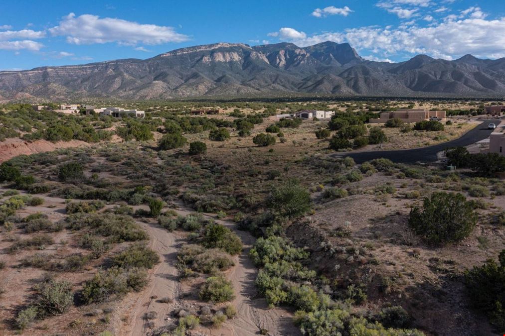 Apache Mesa Rd