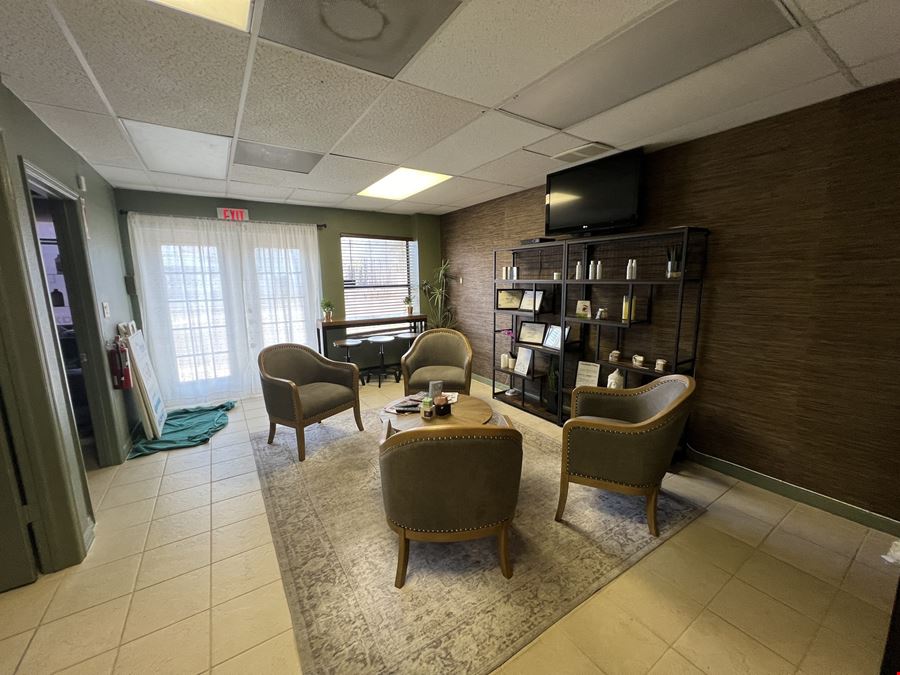 South Tampa / Kennedy Blvd Freestanding Retail