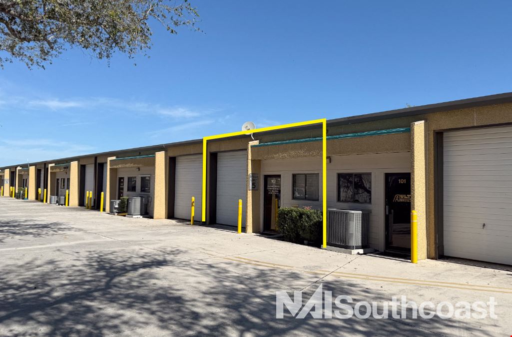 880 SF Office/Warehouse Condo