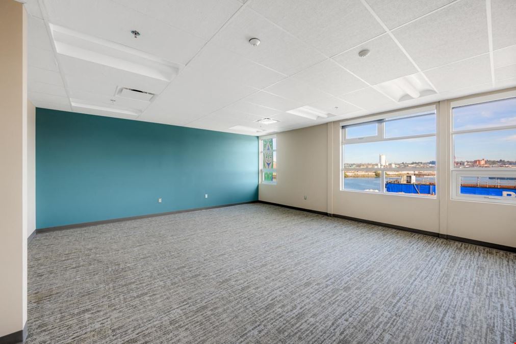 203 - 388 Harbour Road