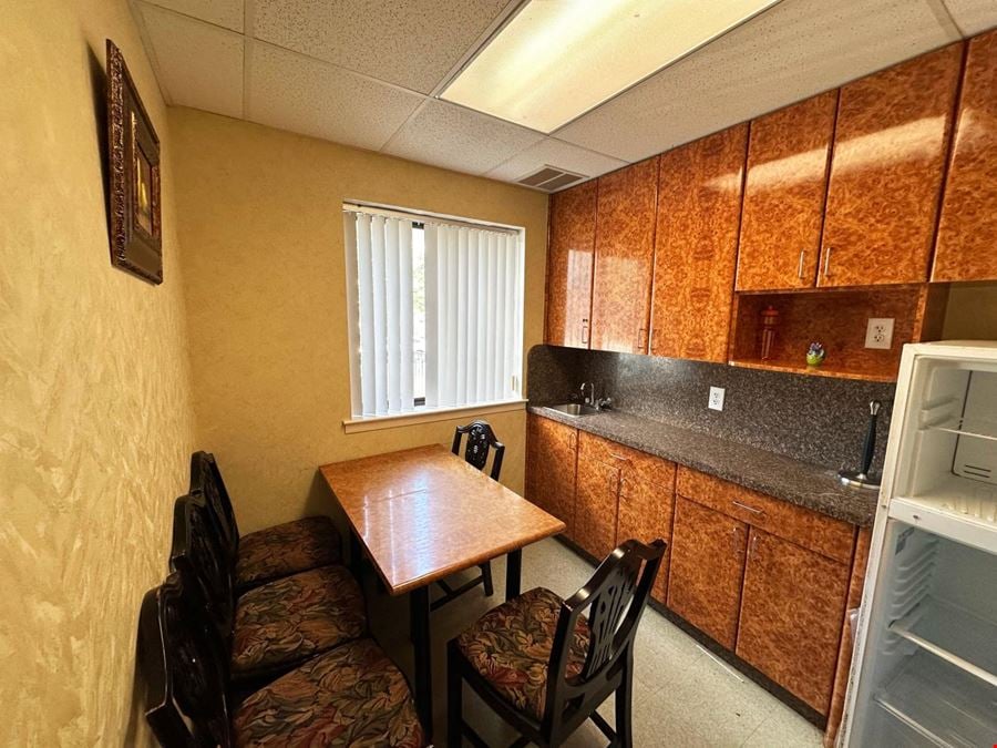 1706 Cropsey Ave