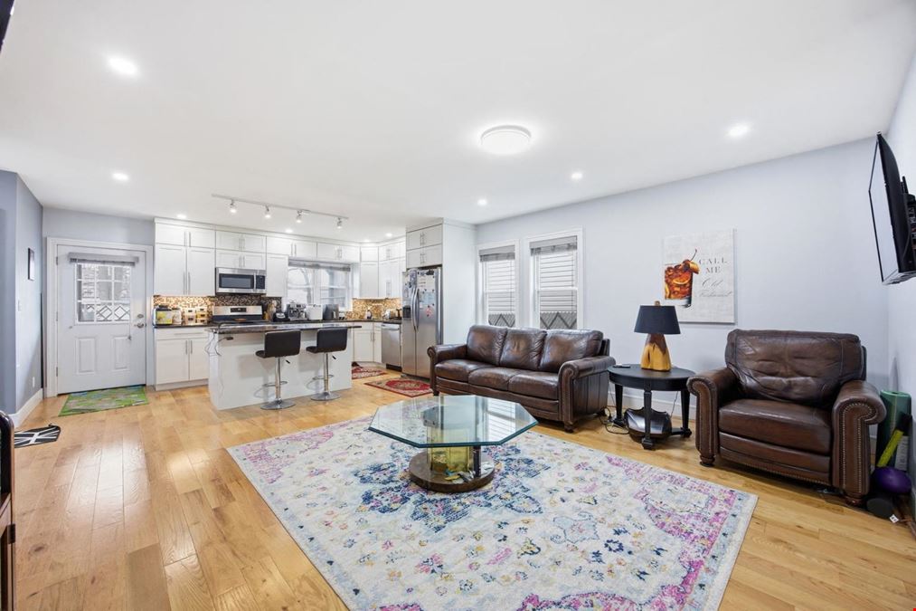 96 Coale Ave