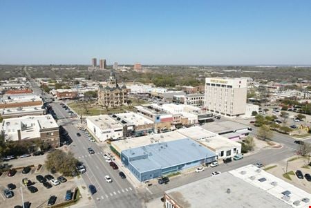 Preview of Retail space for Rent at 119 South Elm Street