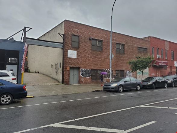 Preview of Industrial space for Rent at 813 Bergen St