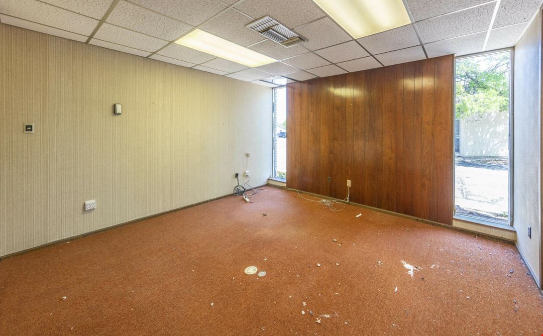 12 Briercroft Office Park