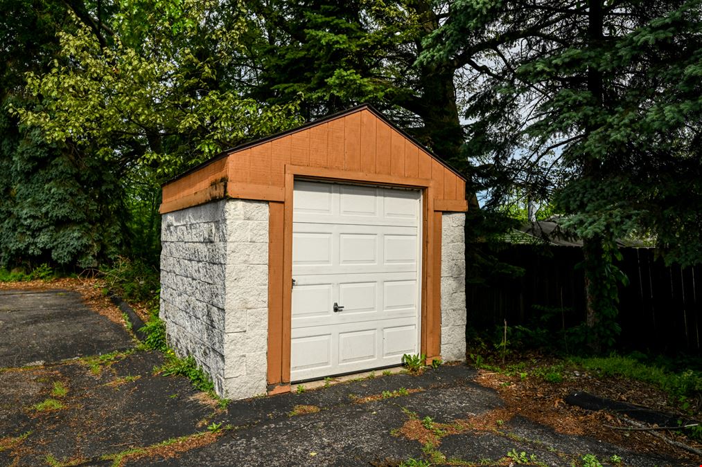 2160 East Ave