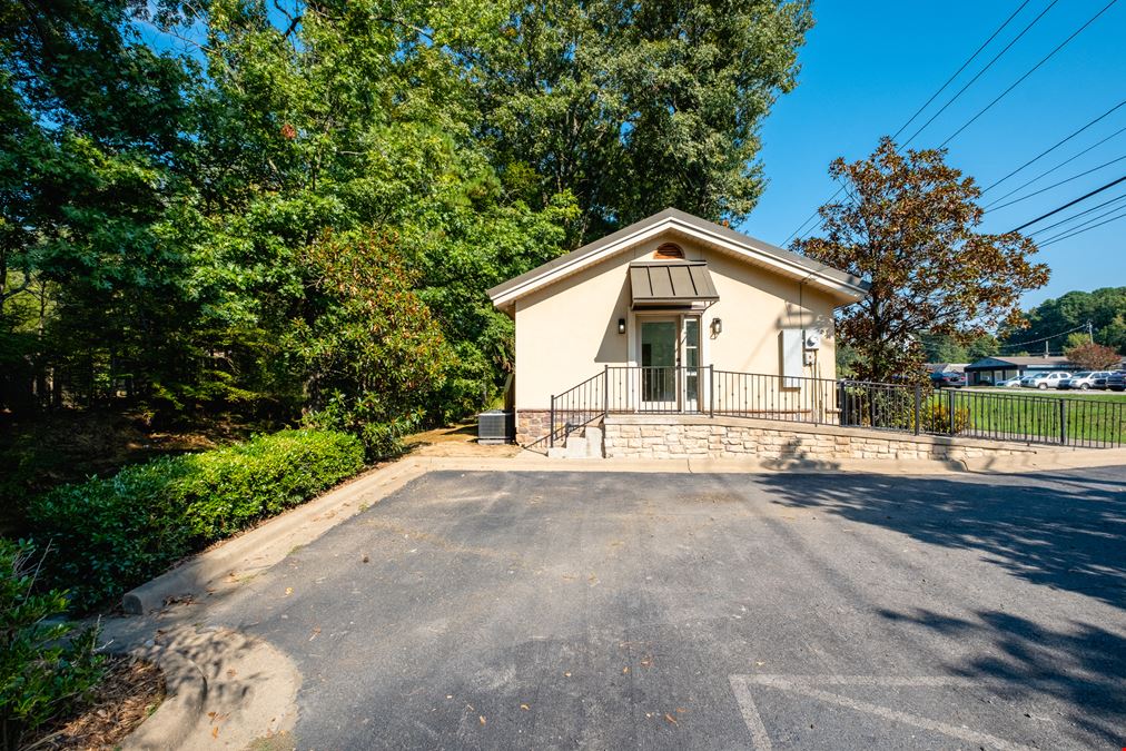 15800 Cantrell Road, Little Rock, AR 72223